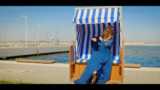 Weronika Korthals - Poczuj morski prąd (Official Video)