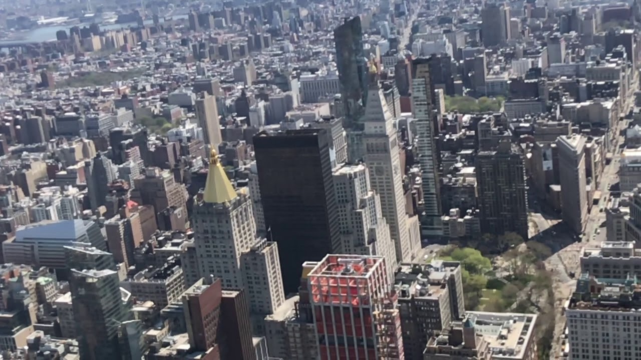 view over Lower Manhattan in slow motion