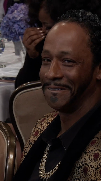STEVE HARVEY changed the subject QUICK when DAVE CHAPPELLE commented on KATT WILLIAMS