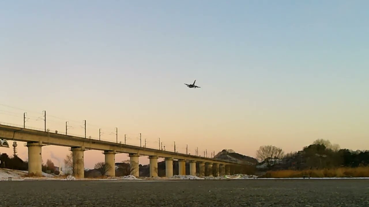 Freewing F16 70mm v3 EDF: a view from the ground #3 