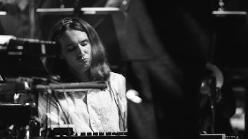 Jameszoo & Metropole Orkest (conducted by Jules Buckley) - 