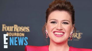 Download Lagu Kelly Clarkson Debuts Chopped Bob Hair Transformation | E! News MP3 Download Lagu Kelly Clarkson Debuts Chopped Bob Hair Transformation | E! News MP3