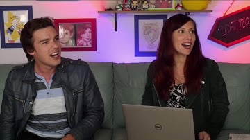 GTLive Clip: Chris sings the intro