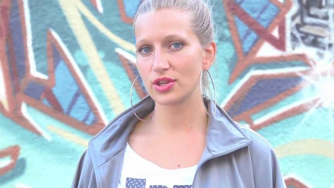 Bloody Beach - Gonzo Blues (Official Music Video)