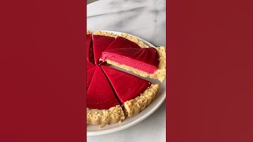 This Cranberry Curd Tart is an instant #holiday classic. #food #recipe #baking