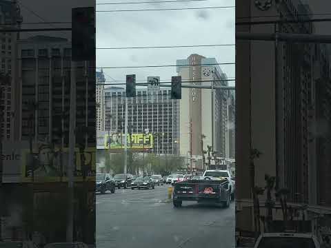 🚨 LAS VEGAS LIVE - CIRCUS CIRCUS, ELON MUSK TUNNELS, LV CONVENTION CENTER & SKETCHY NEIGHBORHOODS! ☝