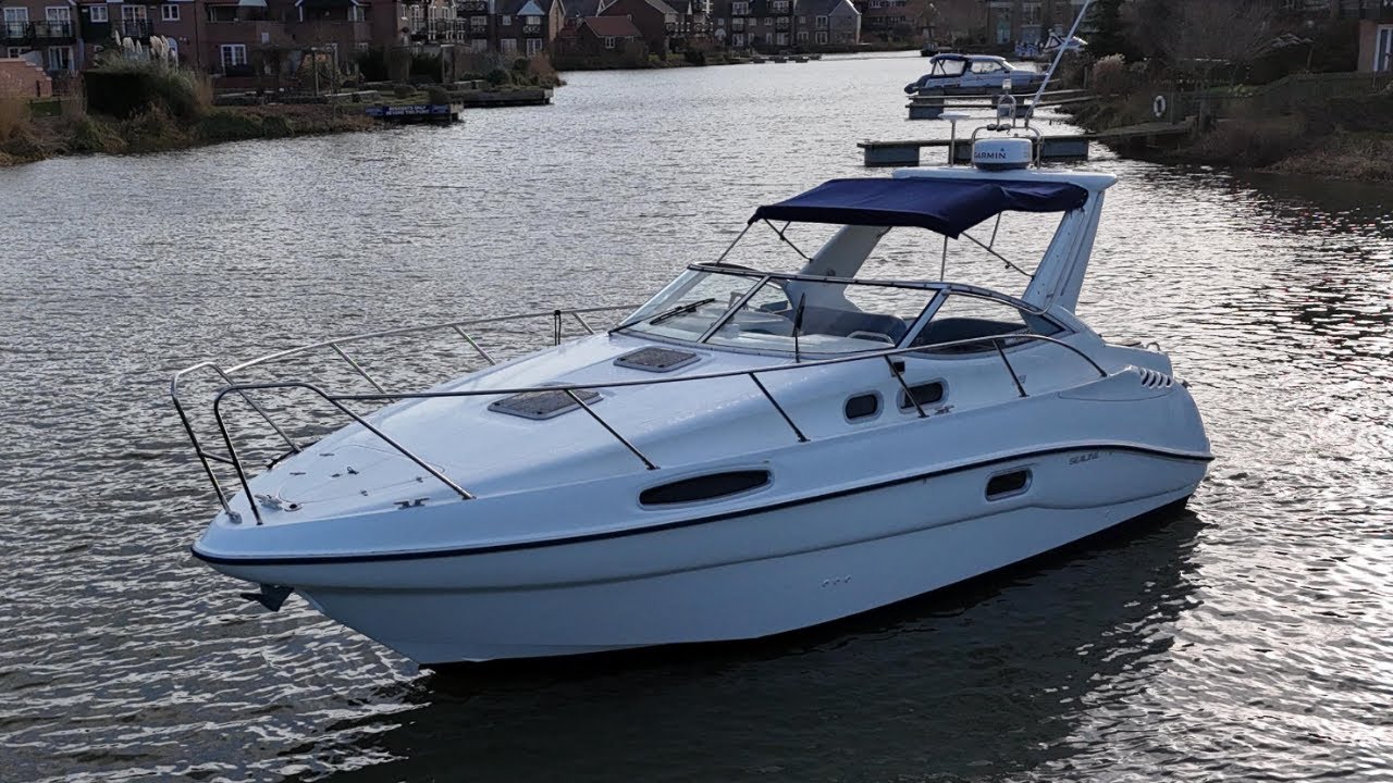 Sealine S28 with AD31's - Great Family Sports Cruiser At £39,950