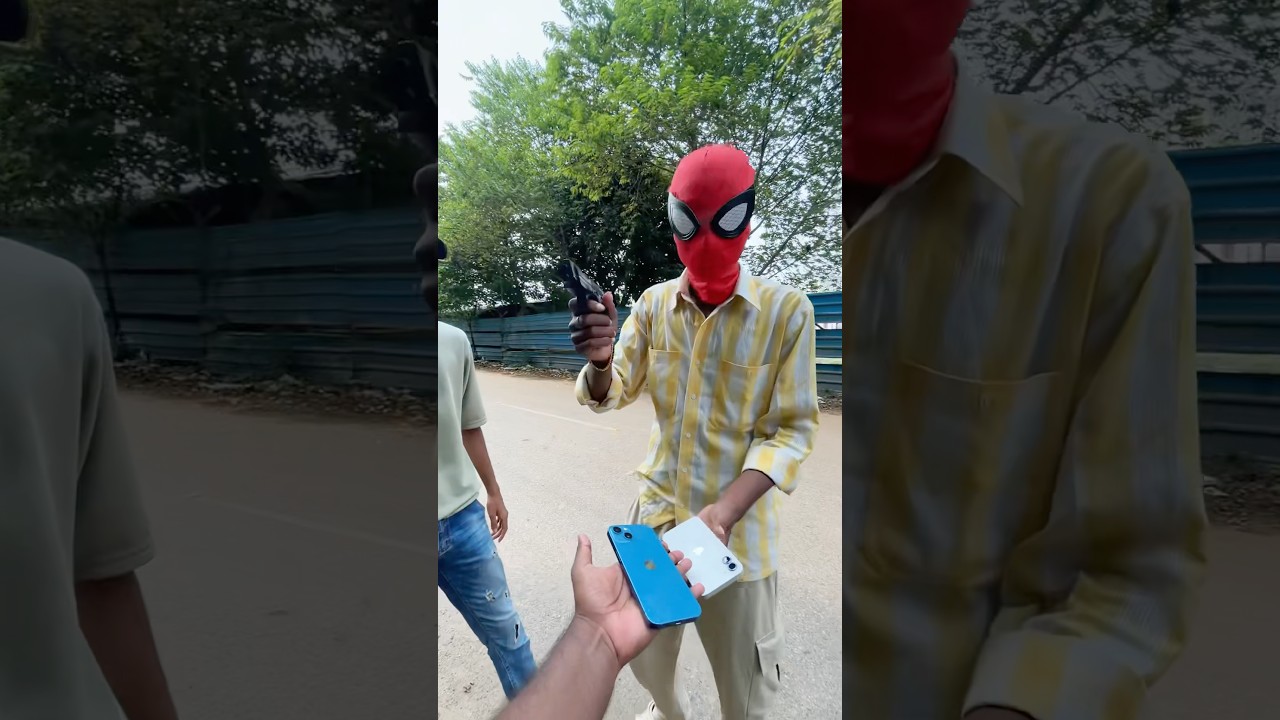 Now Spider-Man Have 2 IPhone 💀