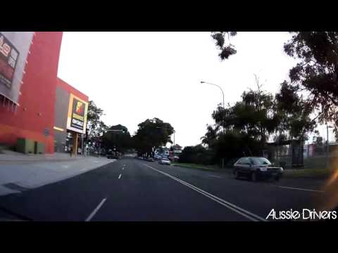 Idiot Driver Stopped Across An Intersection