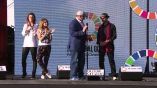 ALEX WAISLITZ SCOTT MINERD WAISLITZ AWARD WINNER at the Global Citizen Festival 2015