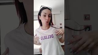 Η Χριστίνα Δοκιμάζει Τα Ρούχα Μας