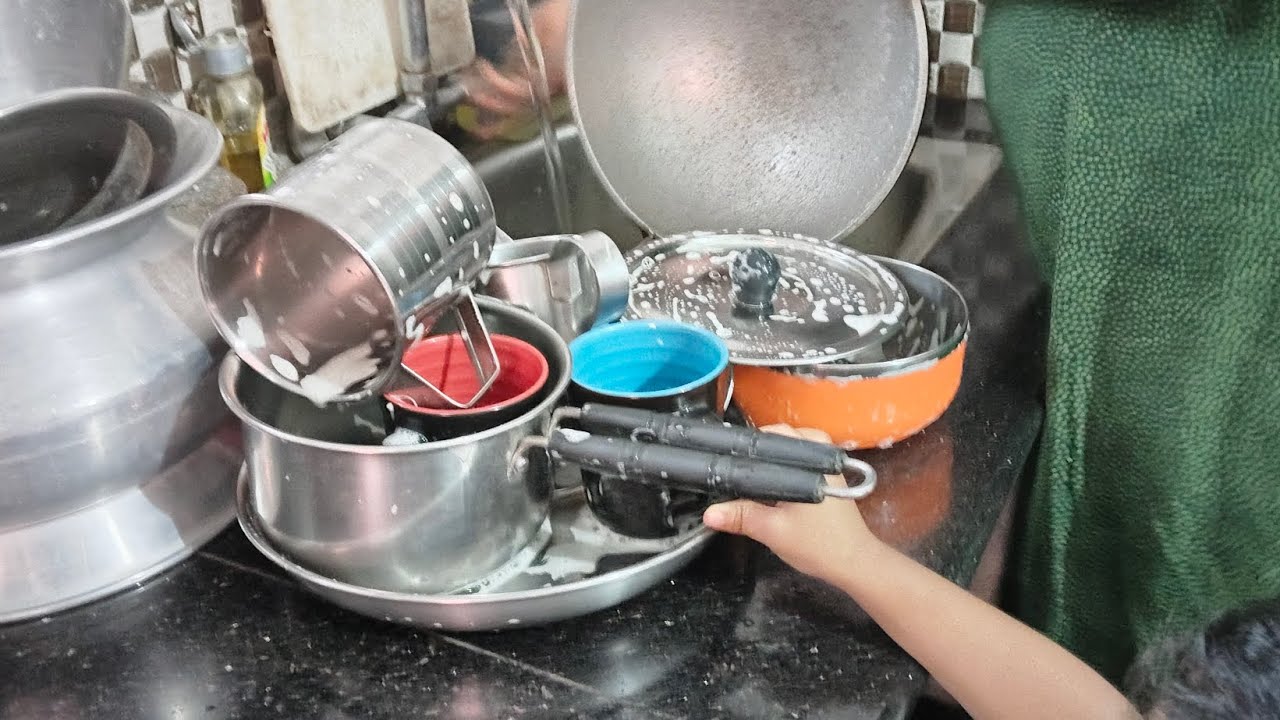 അടുക്കള എങ്ങനെ ഭംഗിയാക്കാം