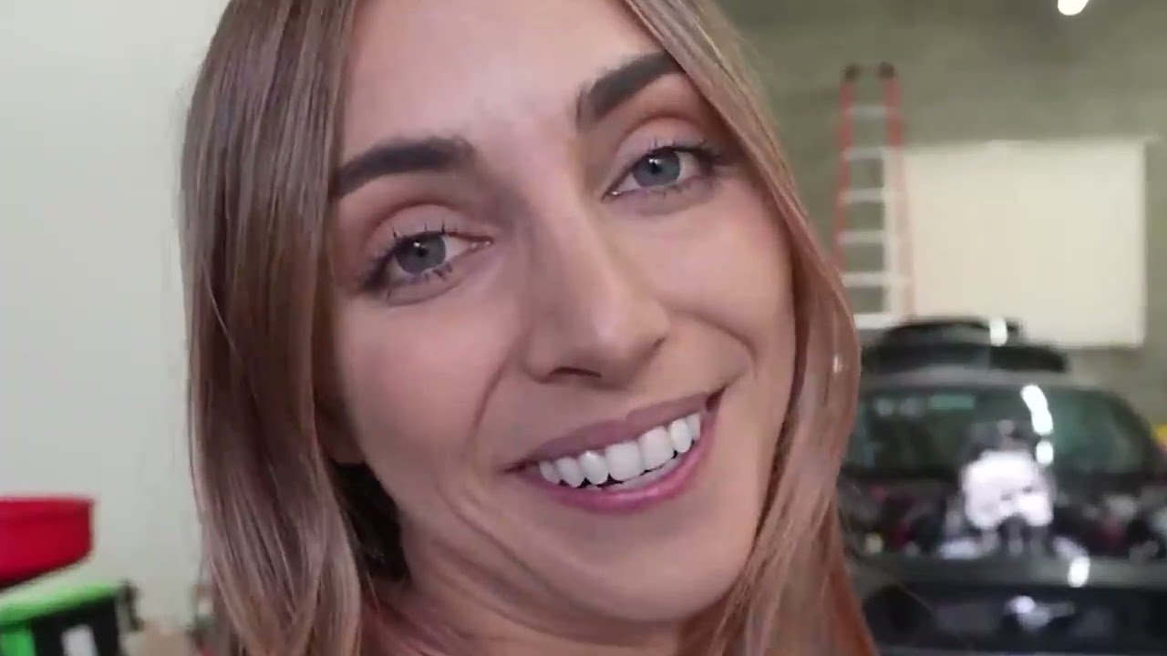 EmeliaHartford! Clearing up the rumors about me