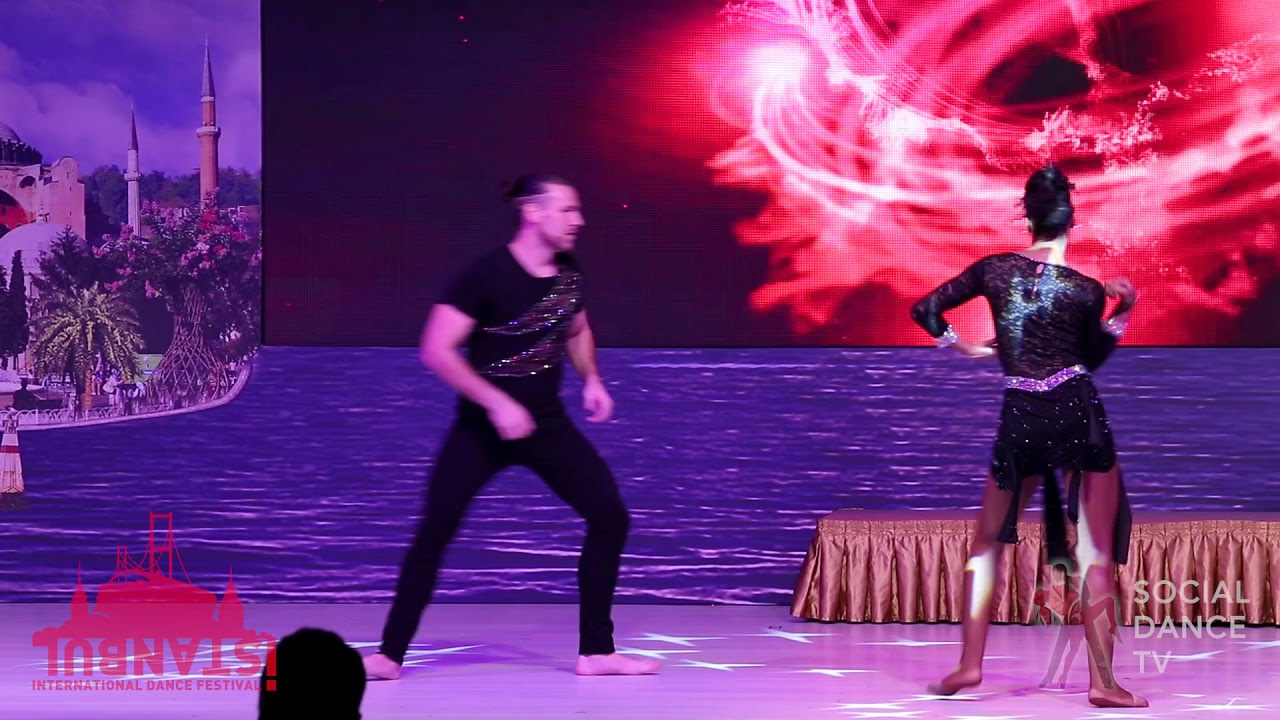 Isabelle and Felicien - Kizomba Show | IIDF 2018