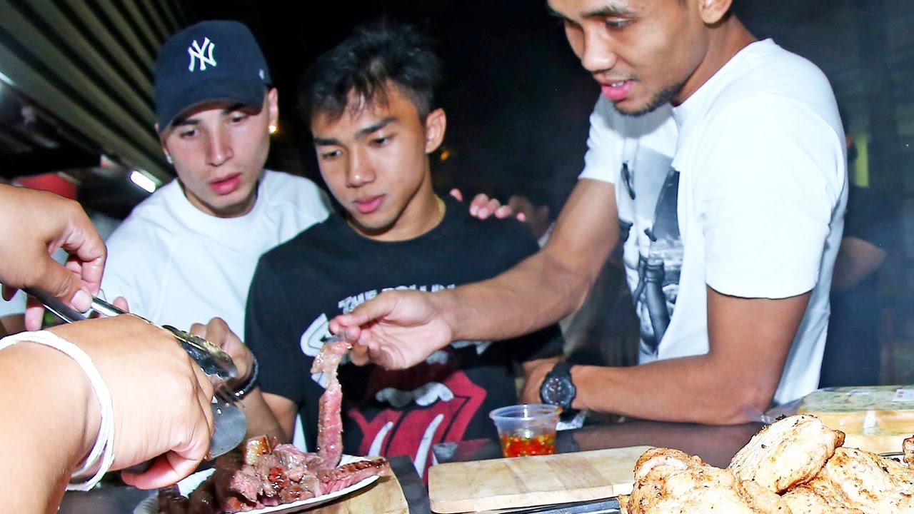 ขุนพลกิเลนผยองหลังซ้อมหนักวันนี้ทุกคนช่วยกันทำอาหารทานร่วมกันอย่างอบอุ่น