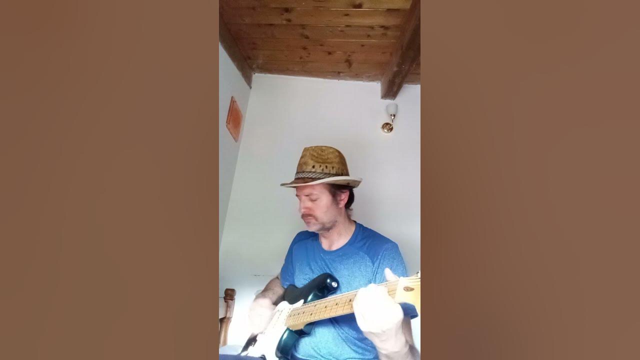 Did Stevie Ray Vaughan steal an Earl Hooker Guitar Riff???! Did Stevie Ray Vaughan steal an Earl Hooker Guitar Riff???!
