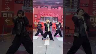 ｢Anthem｣ MVの撮影セットでリキリキ(力力)ダンス💪💪💪❤️‍🔥　皆さんもぜひマスターして踊ってみてください🕺🎶