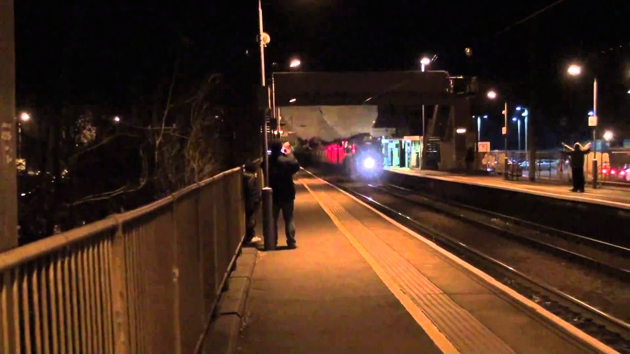 70013 Oliver Cromwell The Broadsman 26.03.2011