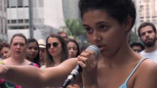 Video thumbnail of "Disque Denúncia - Nina Oliveira + Vó Tereza"