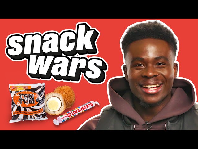 Arsenal Star Bukayo Saka Rates British And Nigerian Food | Snack Wars class=