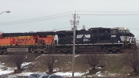 NS BNSF and CSX Lashup