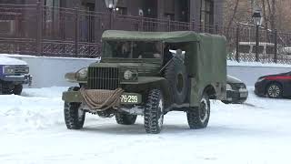 Военный грузовик Додж на выставке Моторы войны