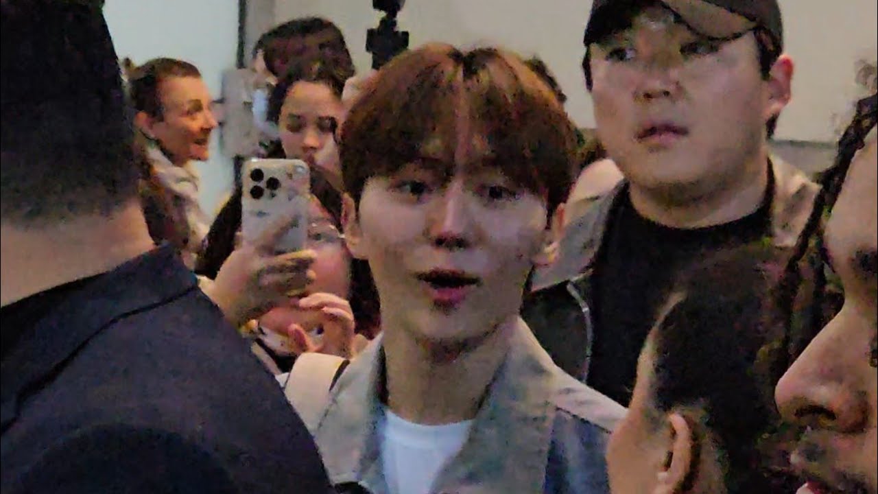 SEVENTEEN Boo Seungkwan 부승관 arrival in Paris Airport for the Christian Louboutin Event