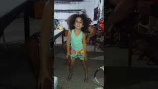 Dançarina Mirim..minha Prima..explosao