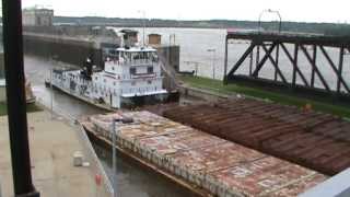 Tow boat on Mississippi river