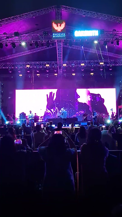 mere swapno ke rani ... sanam and it's band live performance ЁЯШН