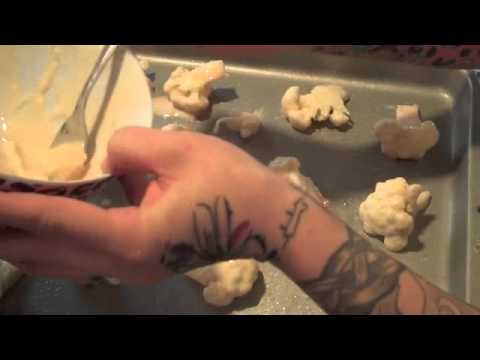 breaded baked buffalo cauliflower