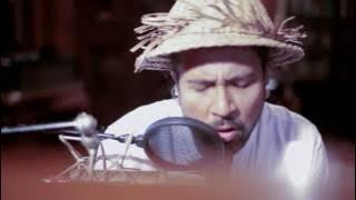 monoloQue - Langgar Lari ( Live @ Peristiwa Kampung Batu )