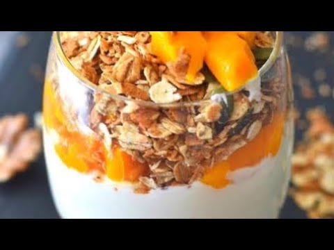 HEALTHY YOGURT PARFAIT BREAKFAST | YOGURT PARFAIT MEAL BREAKFAST AT HOME