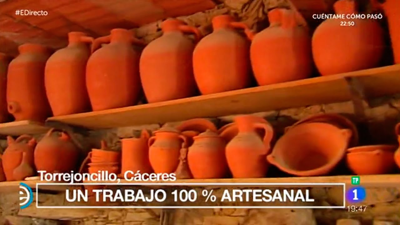 Así se hace una tinaja de barro de Torrejoncillo - Cáceres, Rincones de  España