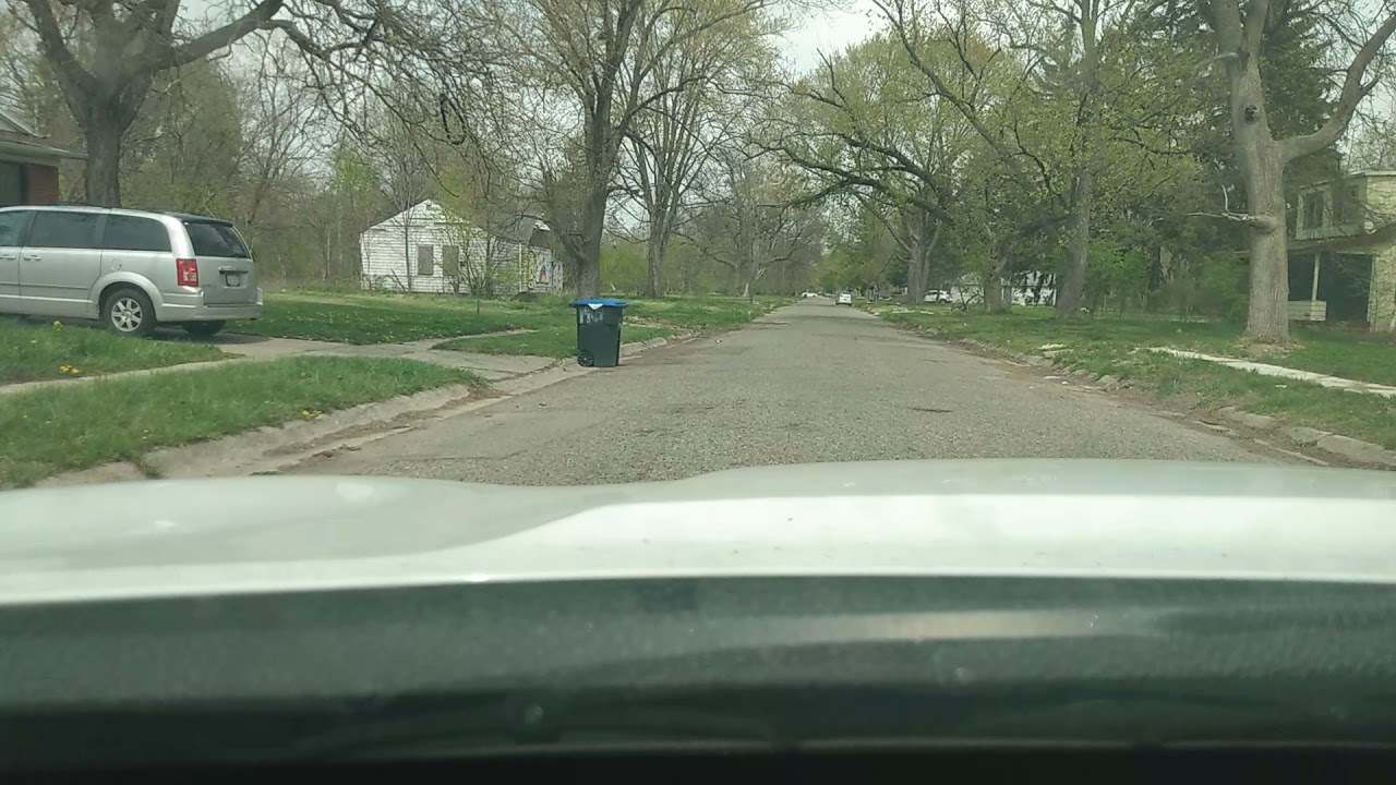 Drivin through Brightmoor...Detroit Mi