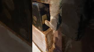 Antique Yale safe, safe cracking, how safes work, safe maintenance. 