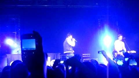 EXAMPLE ~ Watch the sun come up ~ Bristol 02 academy (Supporting Tinchy Stryder)