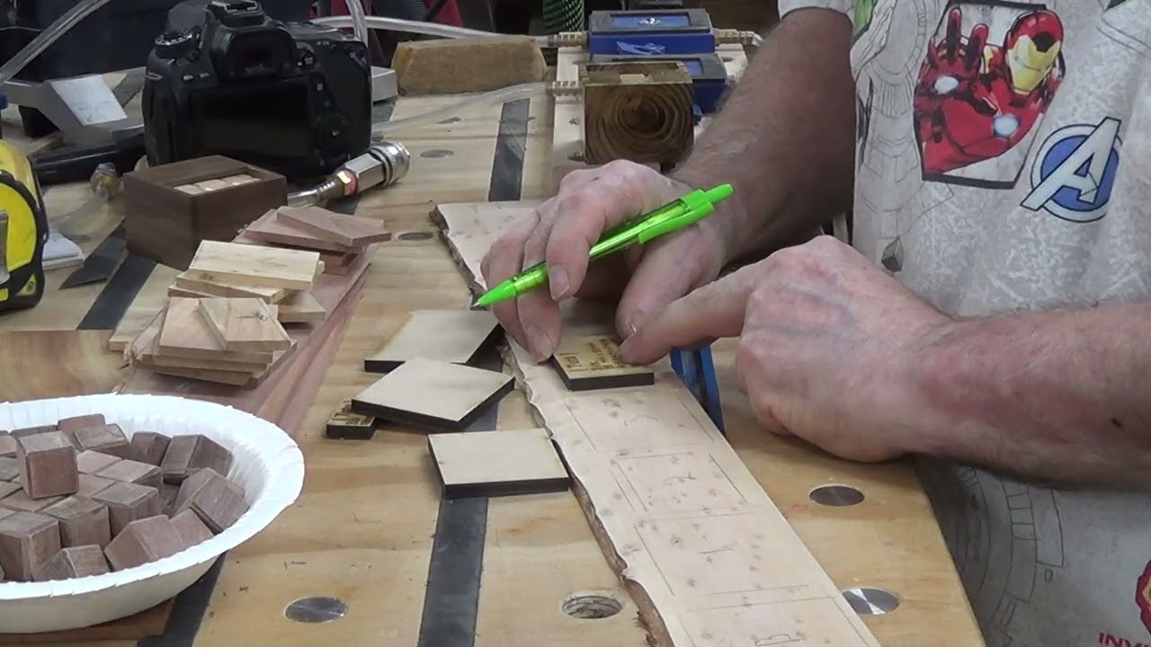 Cutting the Puzzle Boxes