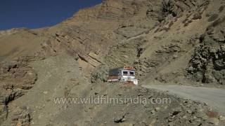 Ladakh's rugged country : Gata loops view point