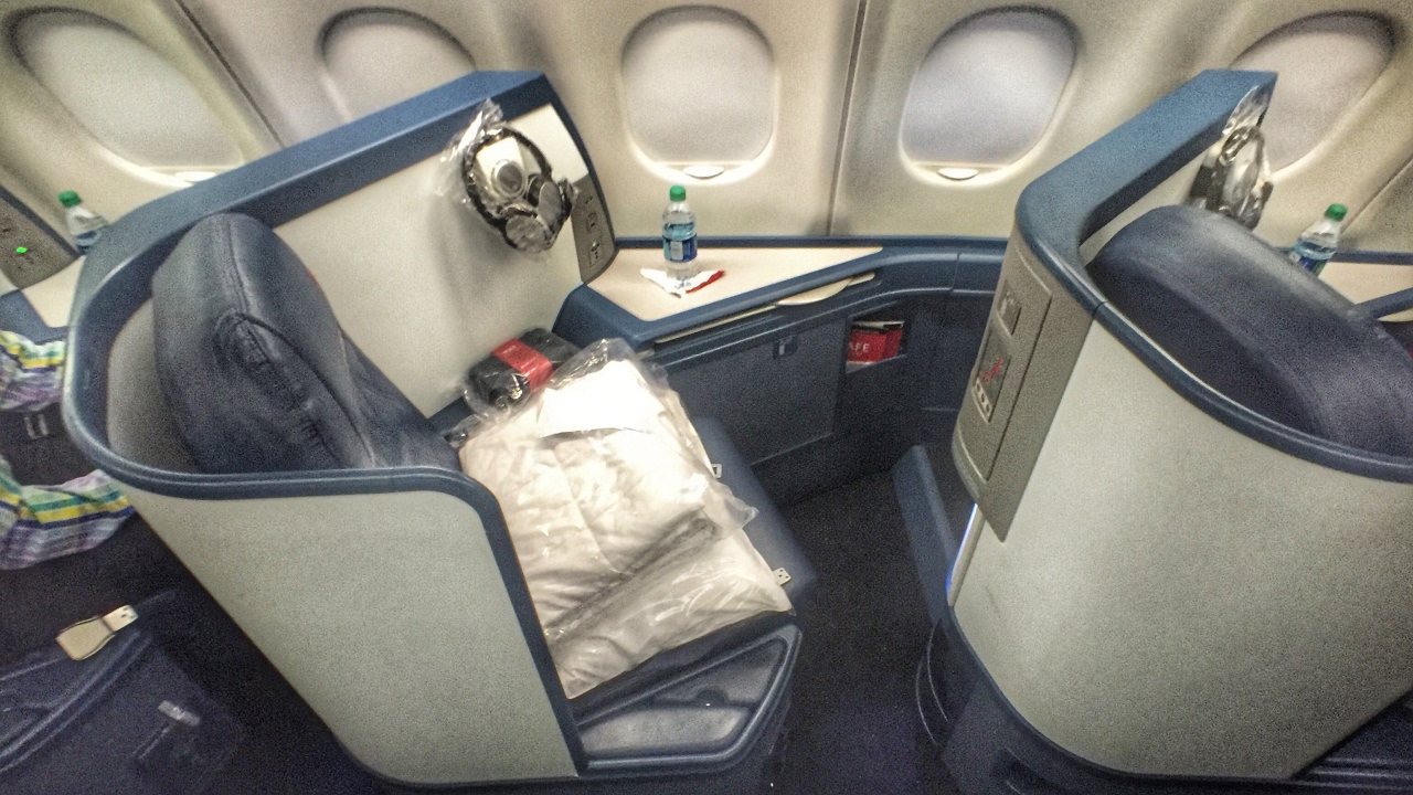 Delta One Business Class A330 Sea Ams