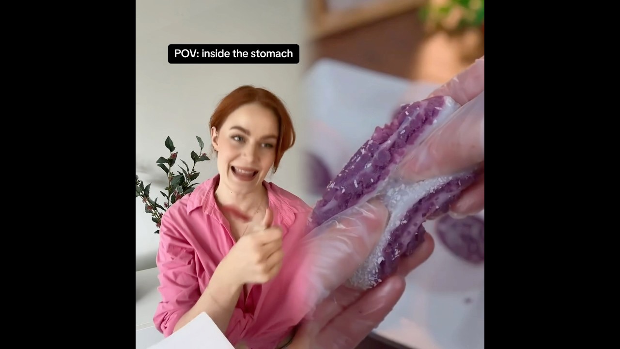 Когда рюмка никак не хочет опускаться 😭 