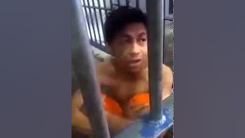 طفل مسلم من بورما سجين يقرأ القرآن بتلاوة خاشعة ومبكية 2014