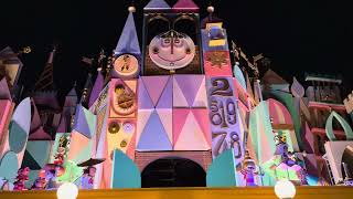 東京ディズニーランド イッツ・ア・スモールワールドのクロックタワー