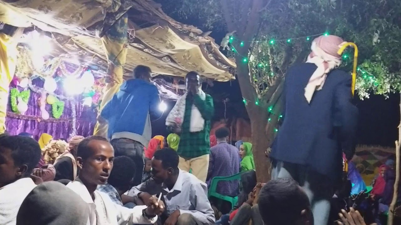 Arooskii qarniga ABDIRAHMAN AWIL.  #QOOLBULALE