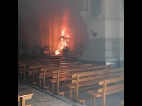 Teleacras - A Favara a fuoco l'organo della chiesa Madre