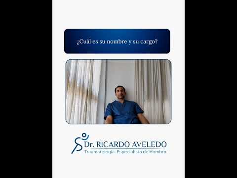 ¿Cuál es su nombre y su cargo?