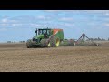 Трактор John Deere 8310R c сеялкой Amazone Citan 12001-C сеет зерно в СПК &quot;Гигант&quot;