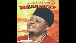 Beniko _ Assinata
