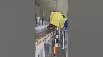 Chiseled Granite Countertops 