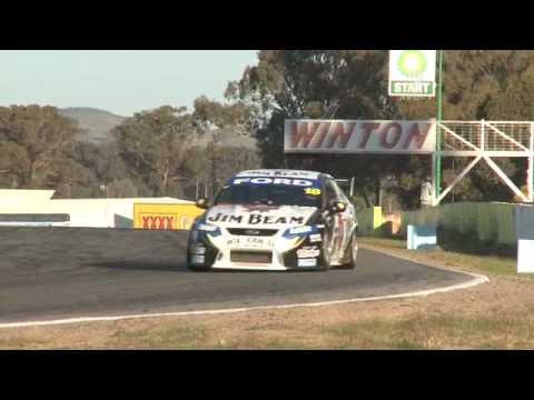 James Courtney & Jamie Whincup action from Winton ...